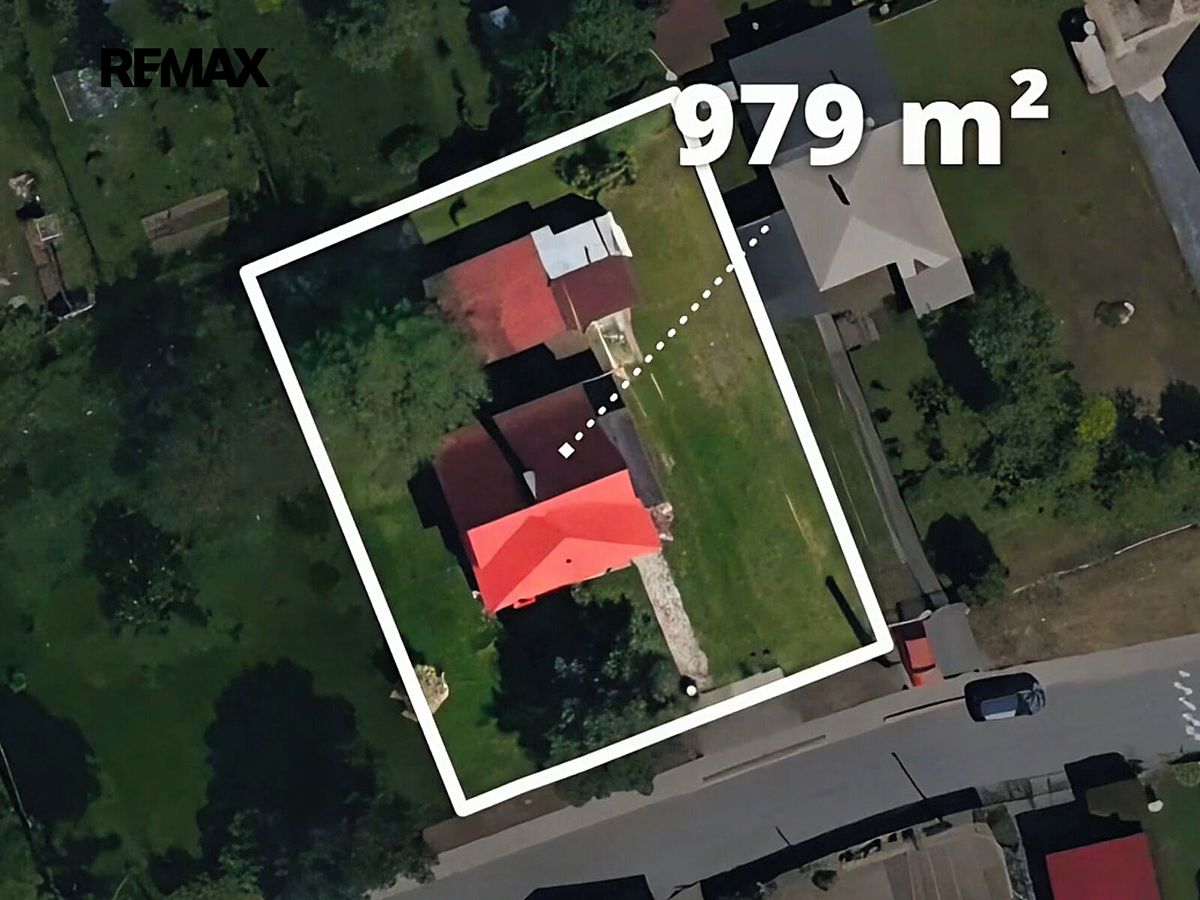 Prodej rodinného domu 158 m², pozemek 979 m² – fotografie 5