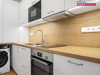 Pronájem bytu 1+kk 38 m²