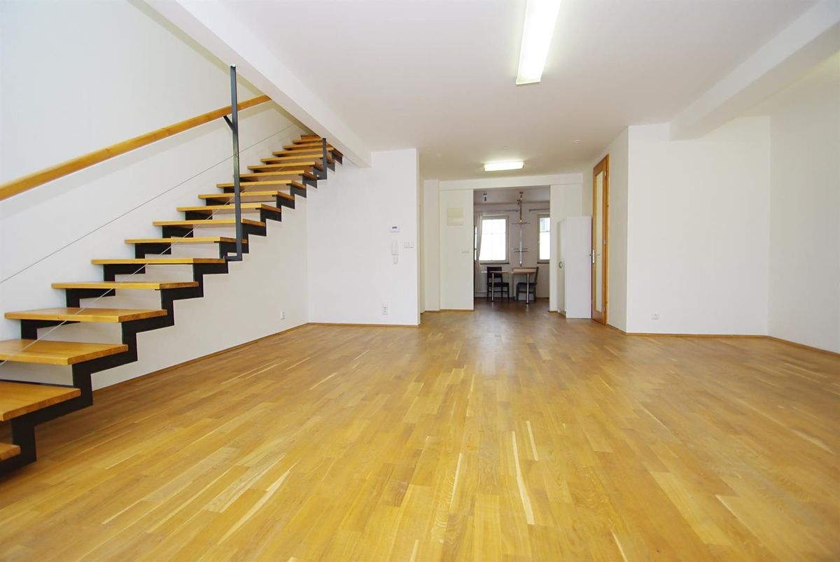 Pronájem bytu 3+kk 128 m² – fotografie 3