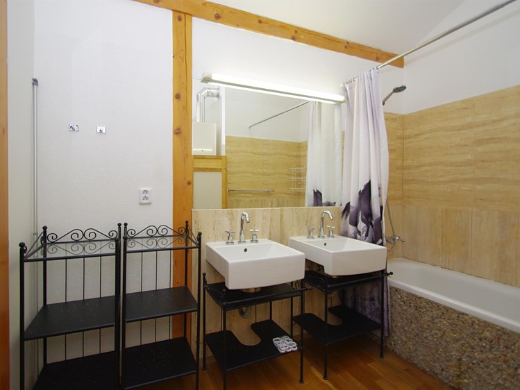 Pronájem bytu 3+kk, 128 m² (15 z 22)