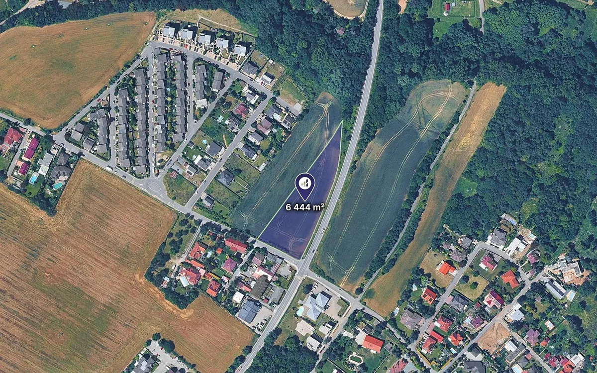 Prodej pole 6444 m²
