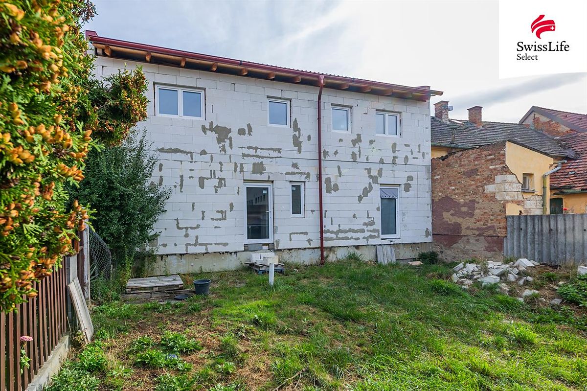 Prodej rodinného domu 186 m², pozemek 306 m² – fotografie 4