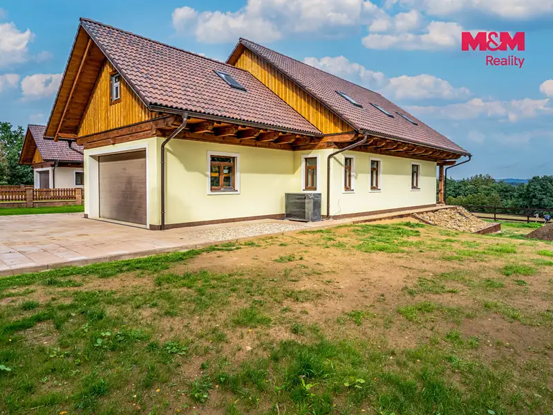 Prodej rodinného domu 221 m², pozemek 1365 m², Trhový Štěpánov – náhled fotky 3