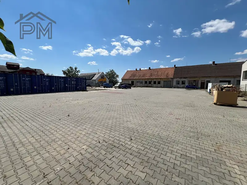 Pronájem komerčního pozemku 500 m², Velké Němčice – náhled fotky 3
