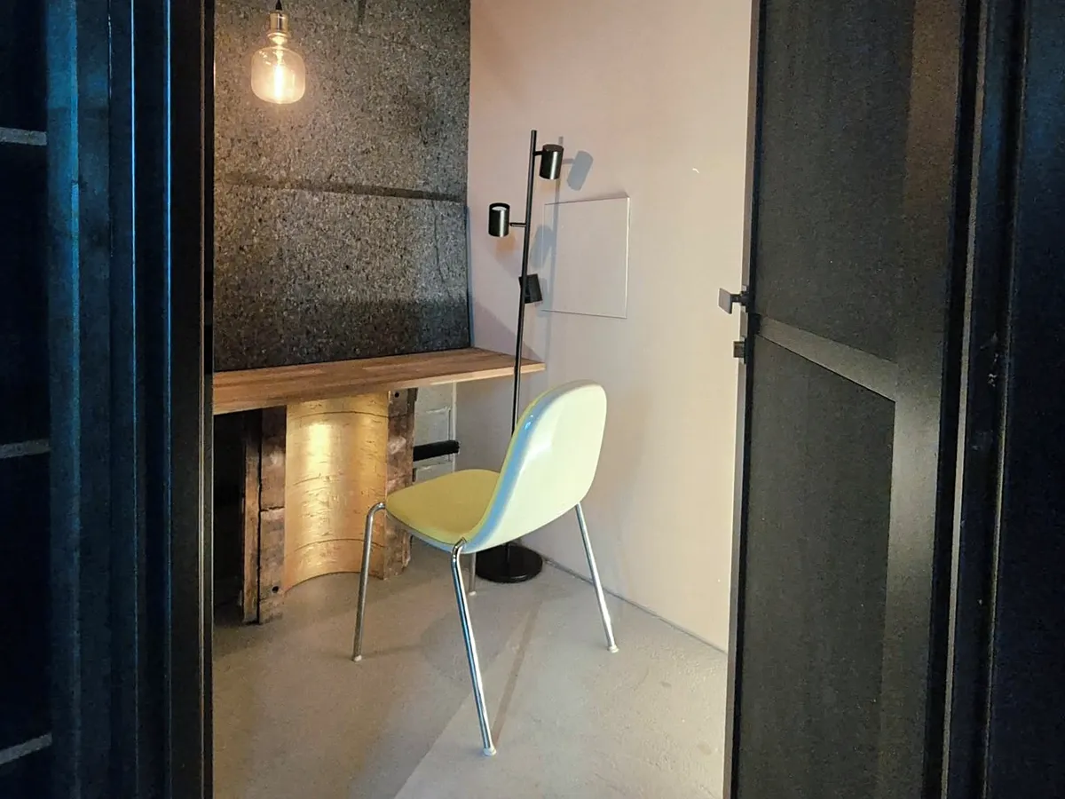 Pronájem kanceláře 265 m² — fotografie 7
