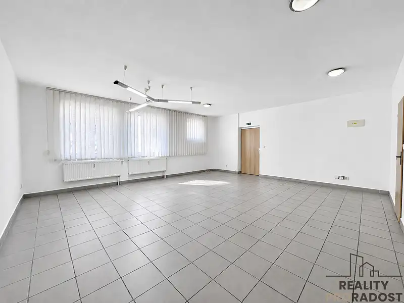 Pronájem kanceláře 52 m², Hodonín – náhled fotky 2