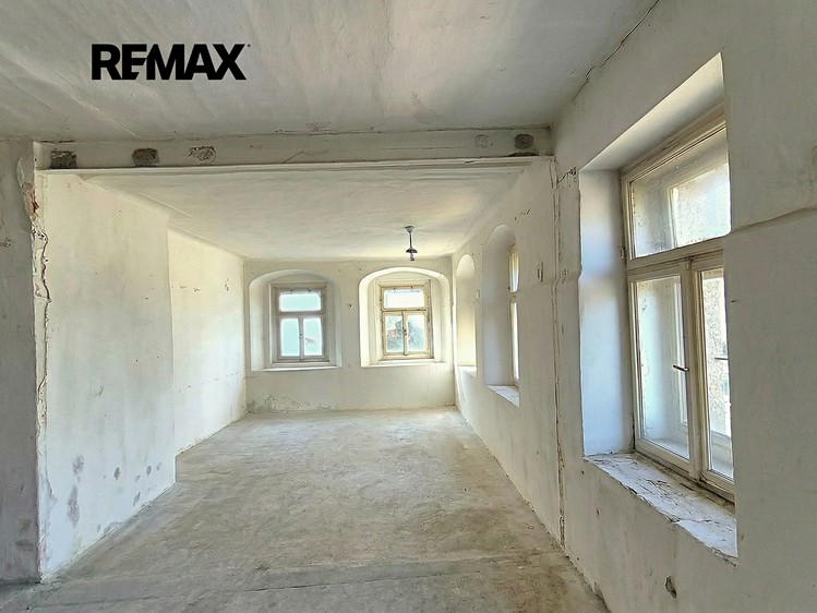 Haus zum Kauf, 680 m² (4 von 28)