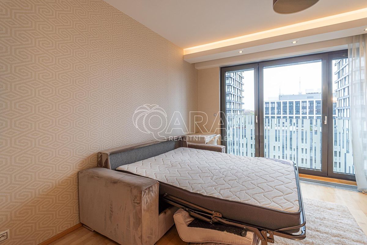 Pronájem bytu 1+kk 37 m² – fotografie 5