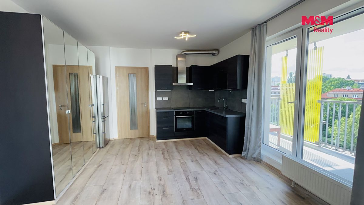 Pronájem bytu 1+kk 42 m² – fotografie 4