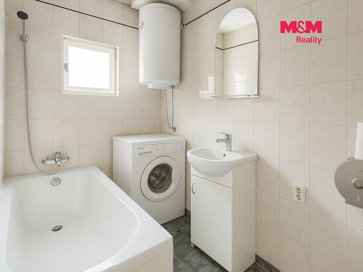 Prodej rodinného domu 55 m², pozemek 191 m² – fotografie 2