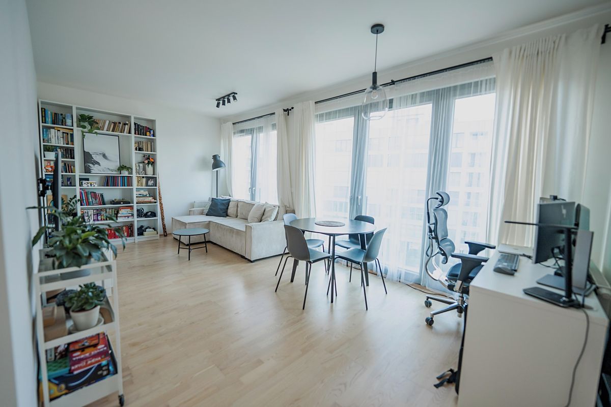 Pronájem bytu 2+kk 58 m² – fotografie 2