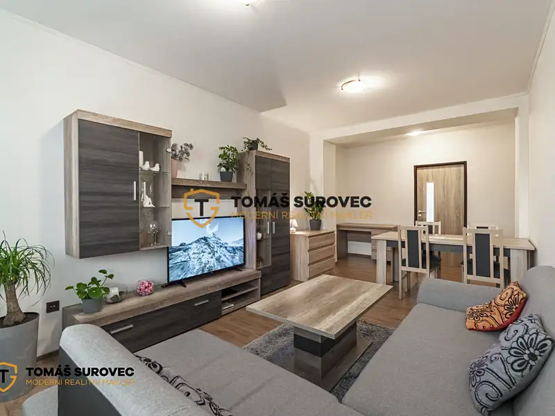 Pronájem bytu 2+1 61 m², Slavičín – náhled fotky 2