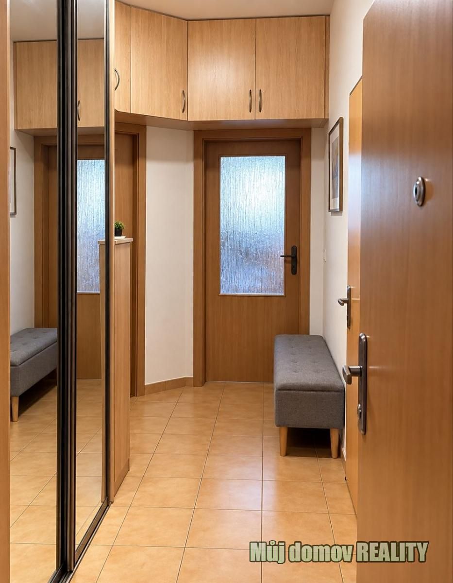 Pronájem bytu 2+kk 65 m² – fotografie 4