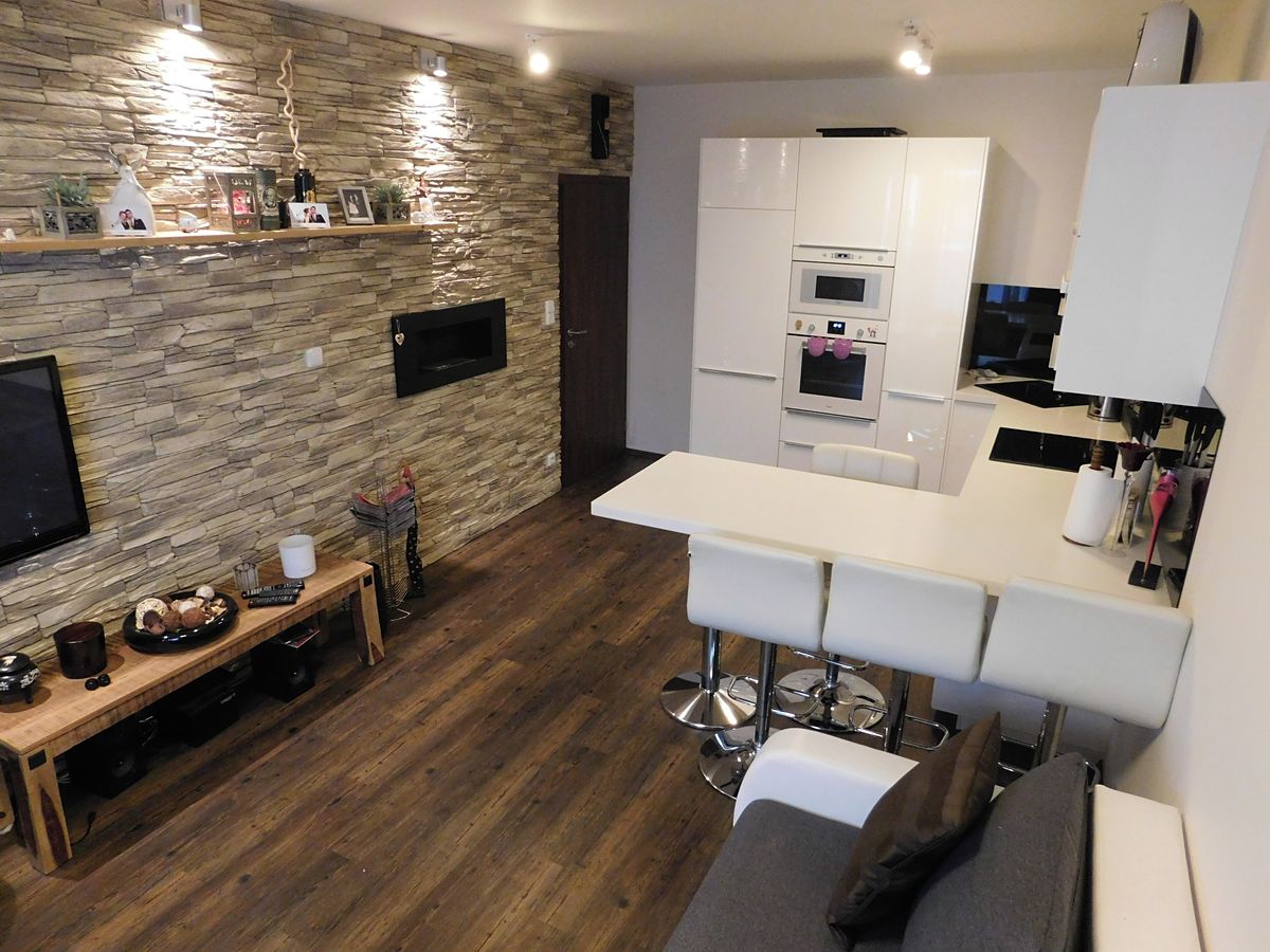 Pronájem bytu 2+kk 53 m² – fotografie 3
