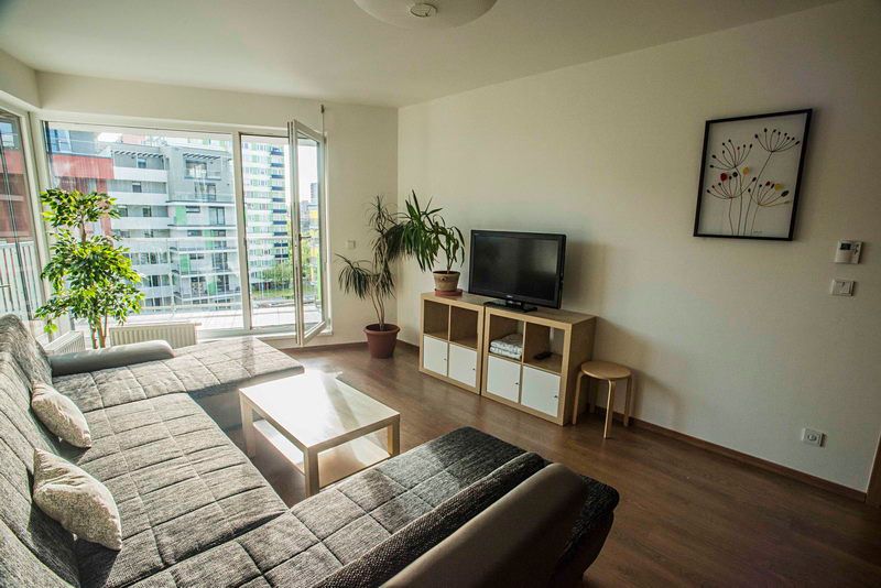 Pronájem bytu 2+kk 52 m² – fotografie 2