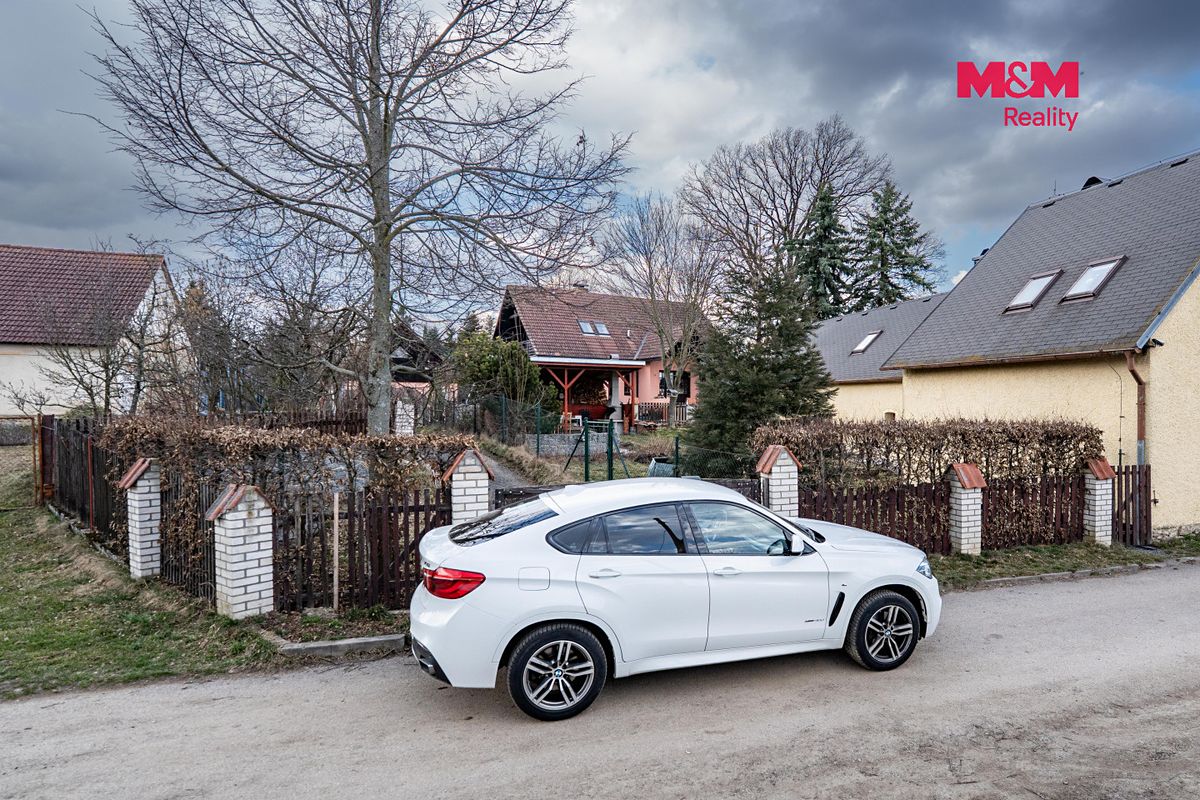 Prodej rodinného domu 300 m², pozemek 4182 m² – fotografie 4