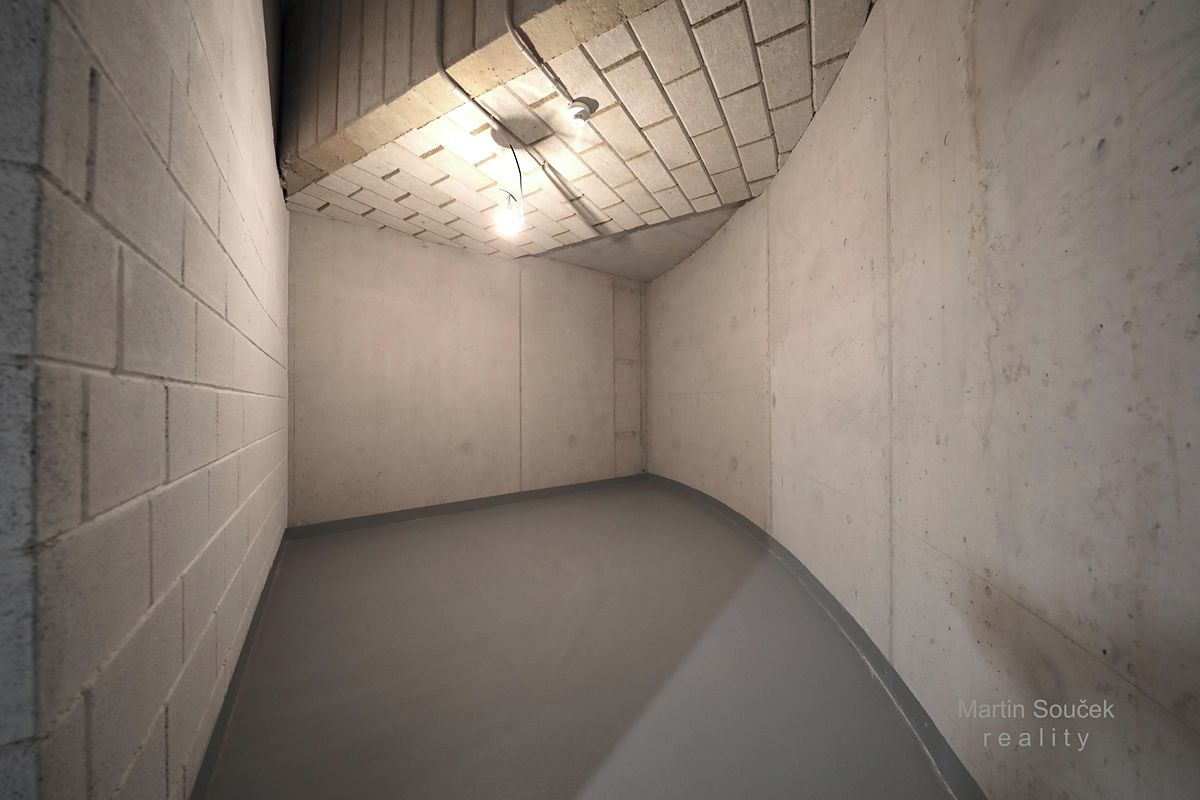 Prodej obchodního prostoru 19 m² – fotografie 5