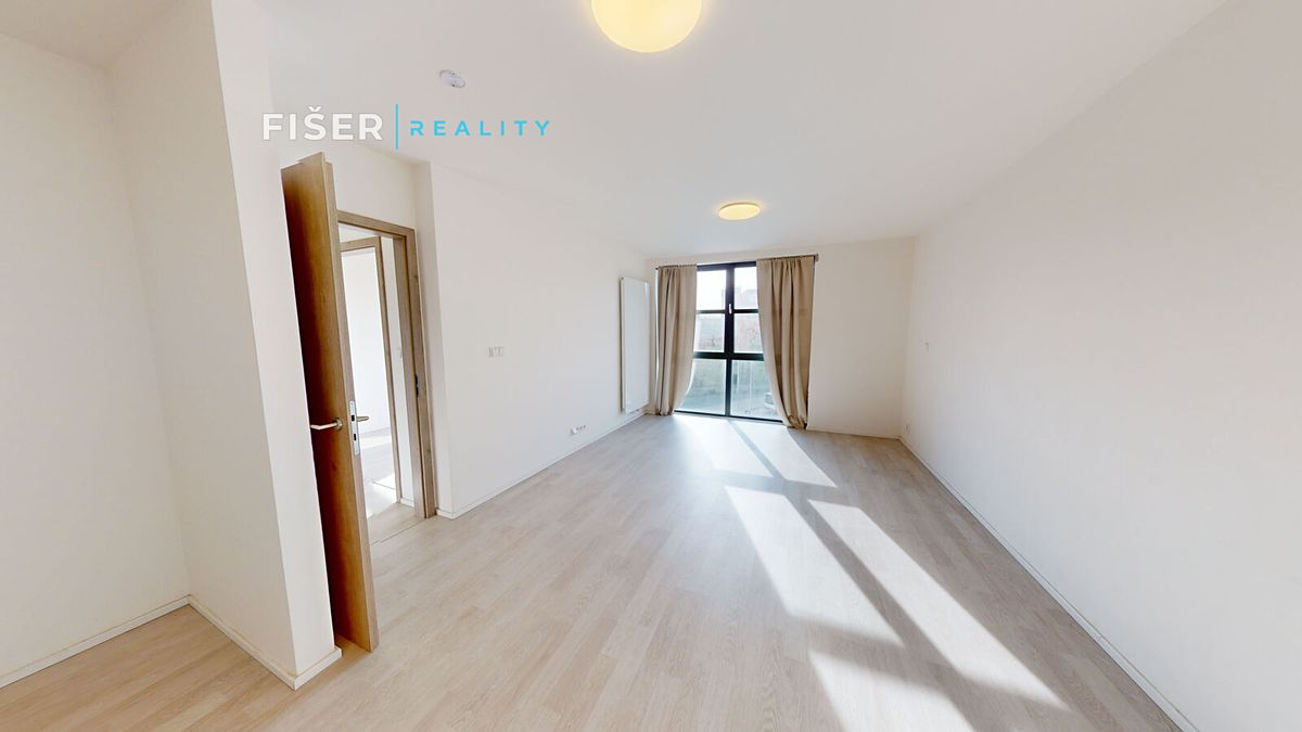 Pronájem bytu 2+kk 48 m² – fotografie 4