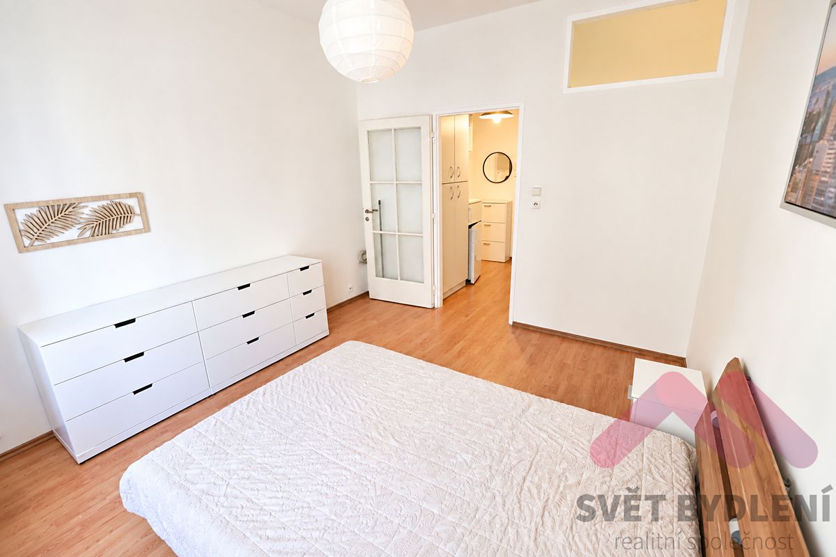 Pronájem bytu 1+kk 30 m² – fotografie 5