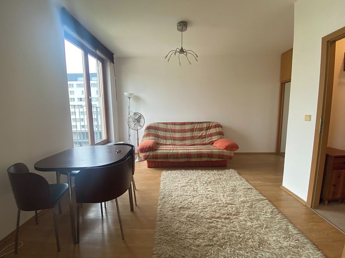 Pronájem bytu 1+kk 30 m² – fotografie 2