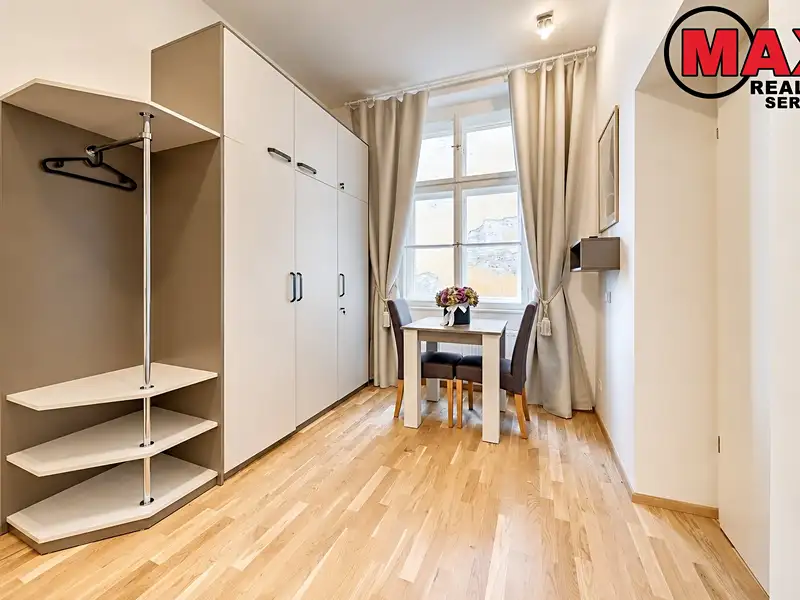 Prodej bytu 1+1 32 m², Praha – náhled fotky 2