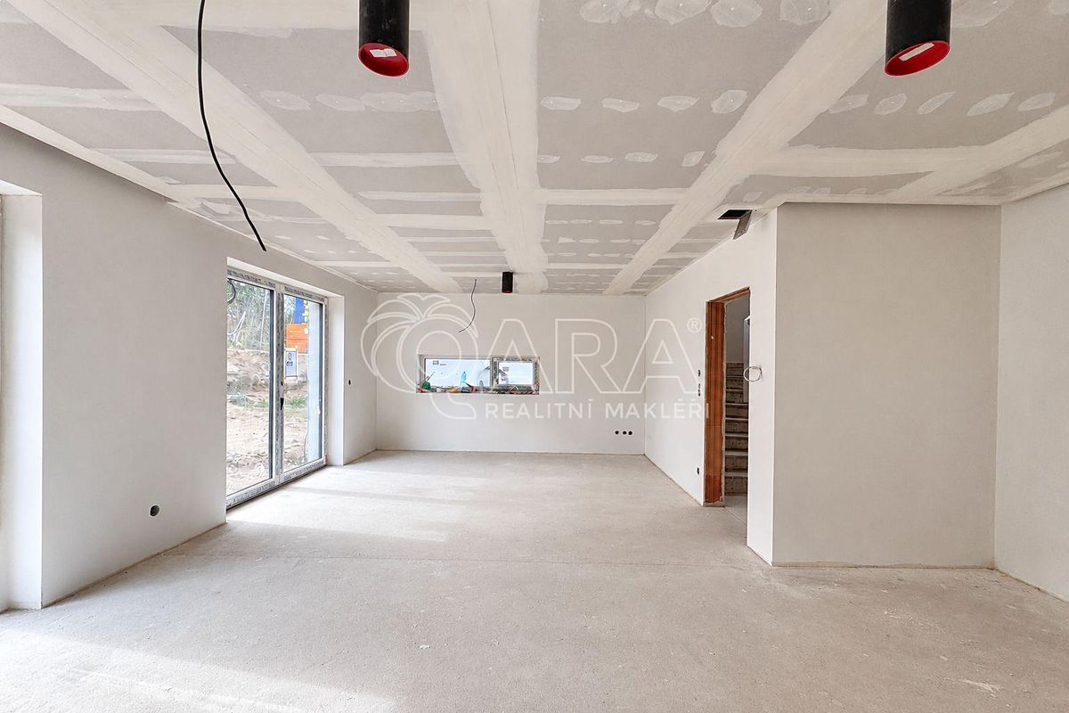 Prodej rodinného domu 159 m², pozemek 434 m² – fotografie 4