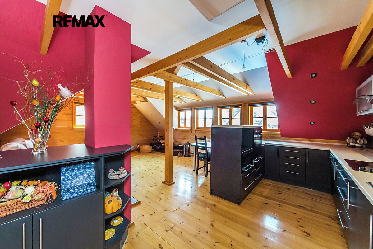 Pronájem rodinného domu 90 m², pozemek 327 m² – fotografie 2