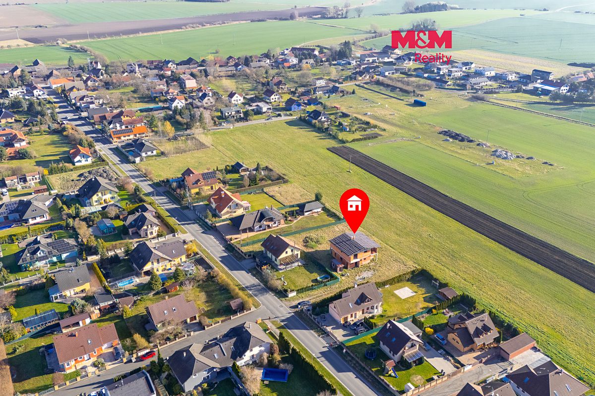 Prodej rodinného domu 245 m², pozemek 1273 m²