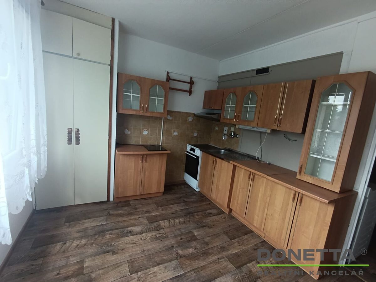 Pronájem bytu 1+1 35 m² – fotografie 2