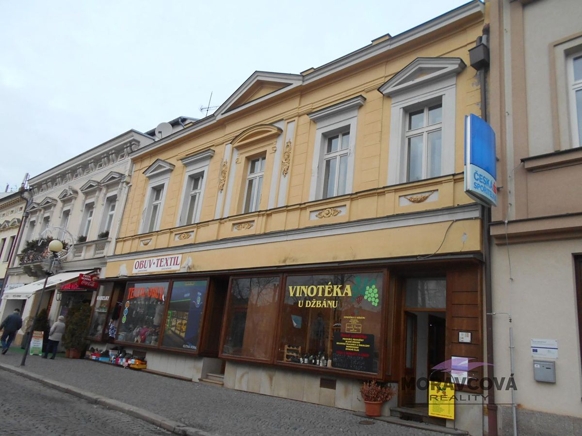 Pronájem bytu 3+kk 74 m²