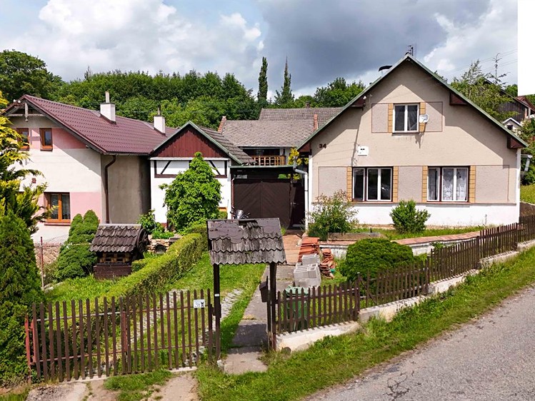 Haus zum Kauf, 180 m² (1 von 22)