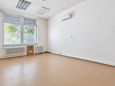 Gewerbefläche zur Miete, 72 m² (2 von 8)