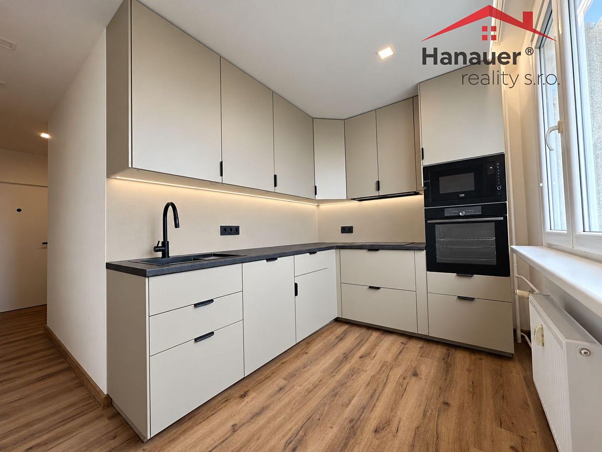 Pronájem bytu 2+1 64 m²