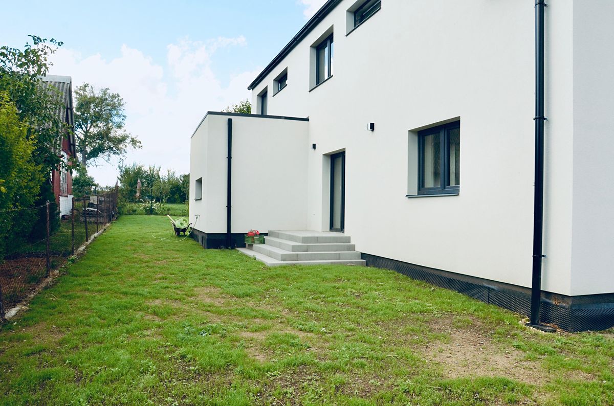 Pronájem bytu 3+1 74 m² – fotografie 2