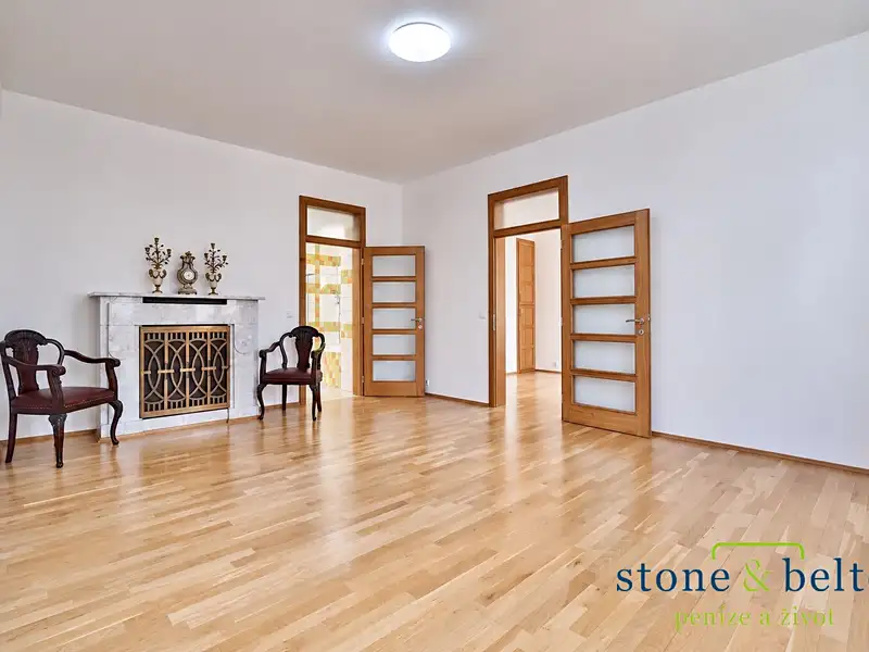 Pronájem bytu 3+1 116 m², Praha – náhled fotky 1