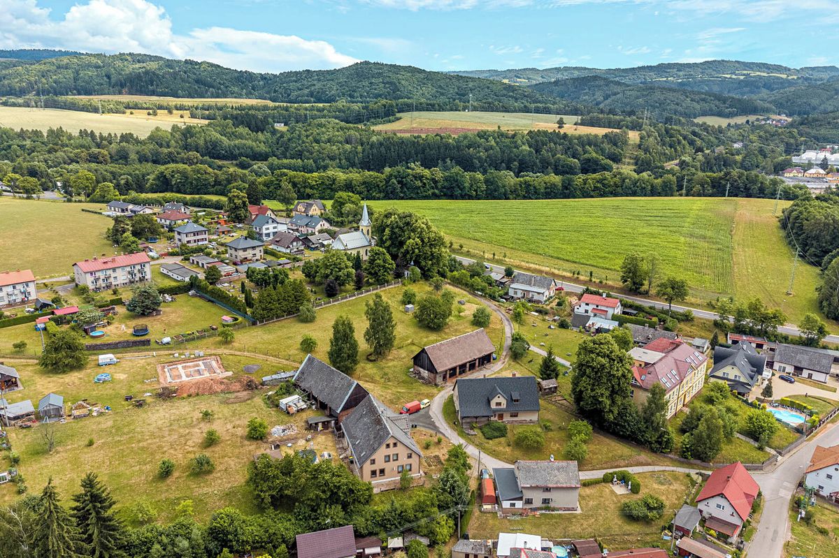 Prodej stavebního pozemku 3743 m² – fotografie 4