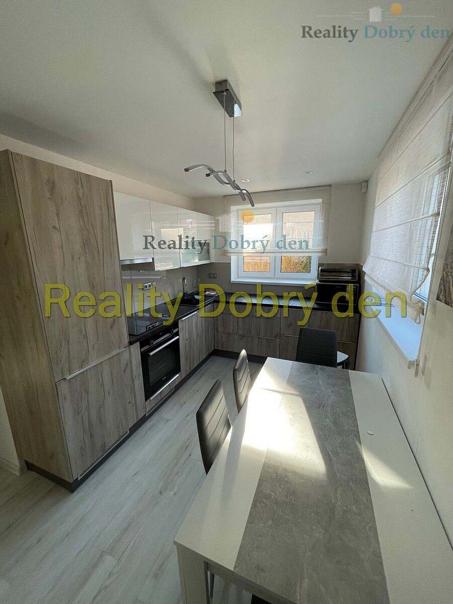 Pronájem bytu 2+1 55 m² – fotografie 2