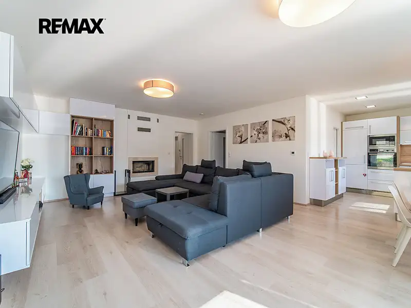 Prodej rodinného domu 114 m², pozemek 580 m², Kounice – náhled fotky 3