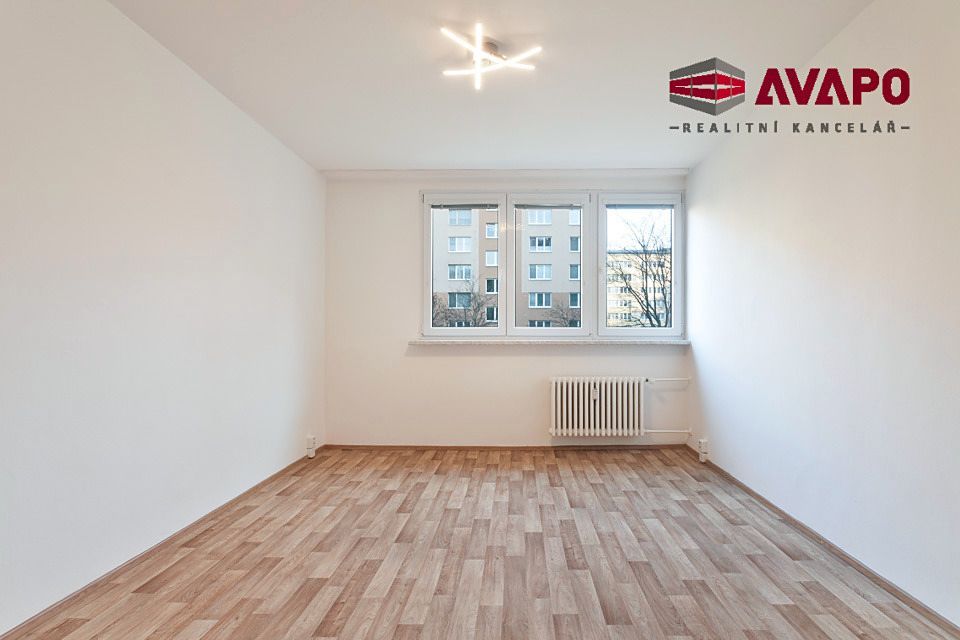 Pronájem bytu 1+1 35 m² – fotografie 3