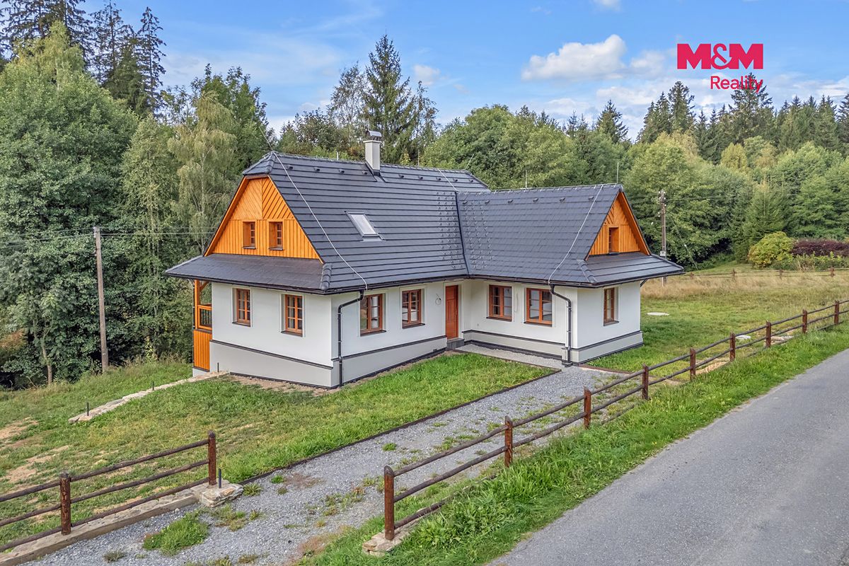 Prodej rodinného domu 173 m², pozemek 2787 m² – fotografie 2