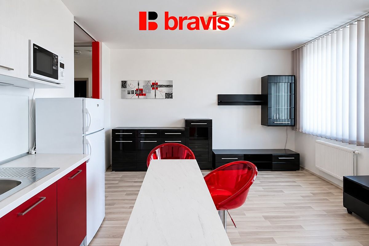 Pronájem bytu 1+kk 30 m² – fotografie 2