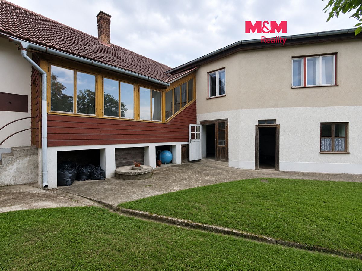 Prodej rodinného domu 90 m², pozemek 943 m²