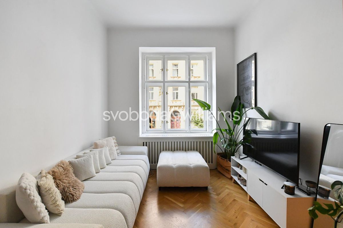 Pronájem bytu 1+kk 27 m²