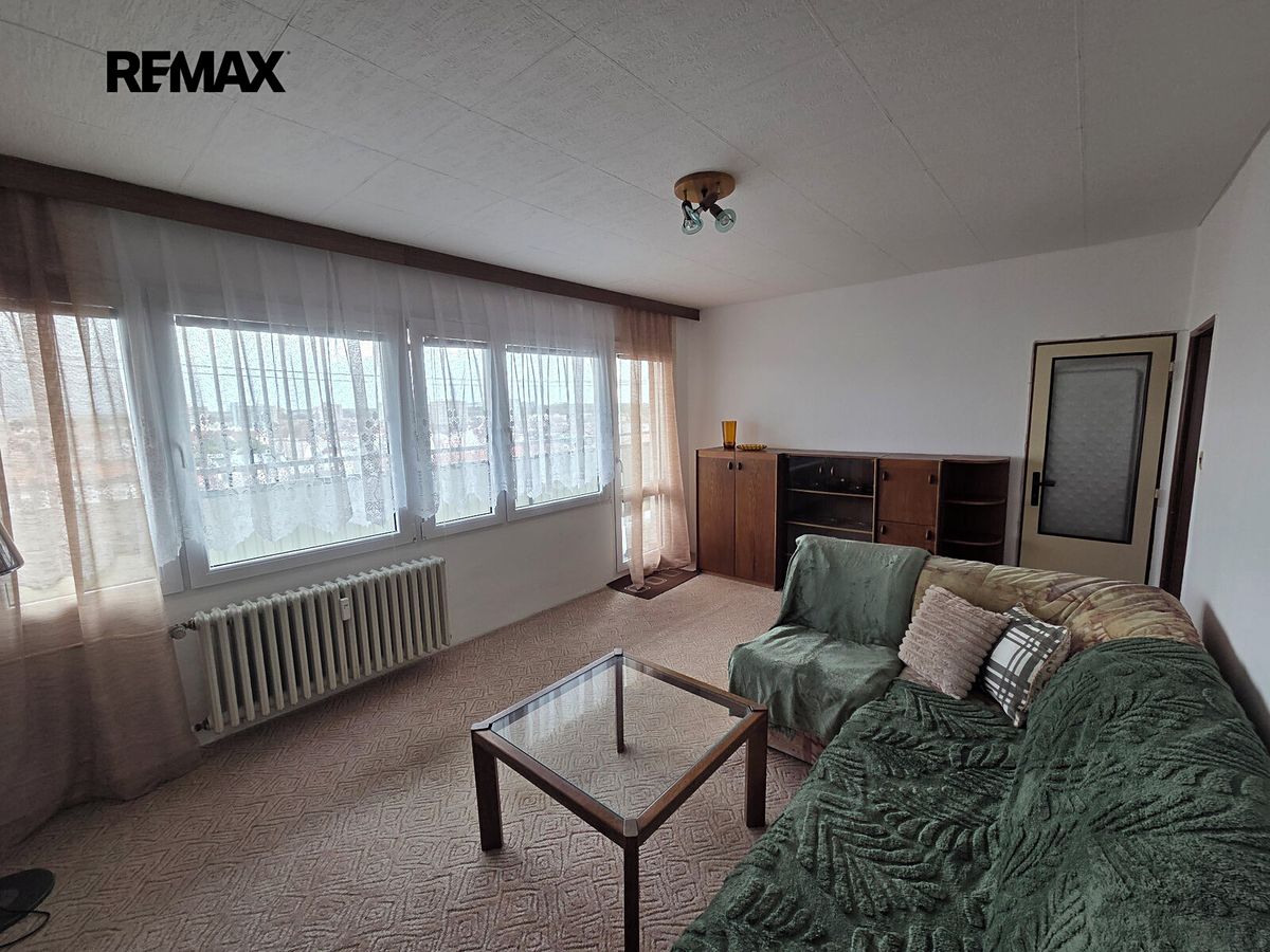 Pronájem bytu 3+1 77 m² – fotografie 2