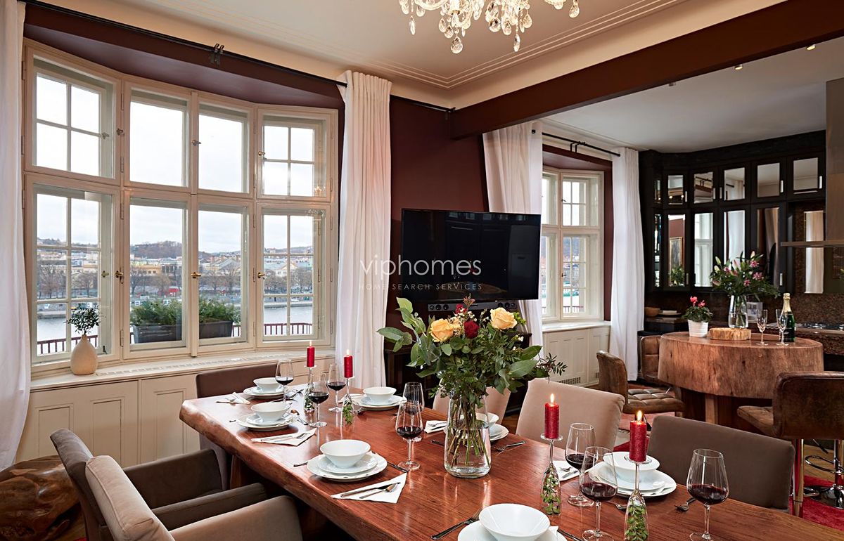 Pronájem bytu 4+1 183 m²