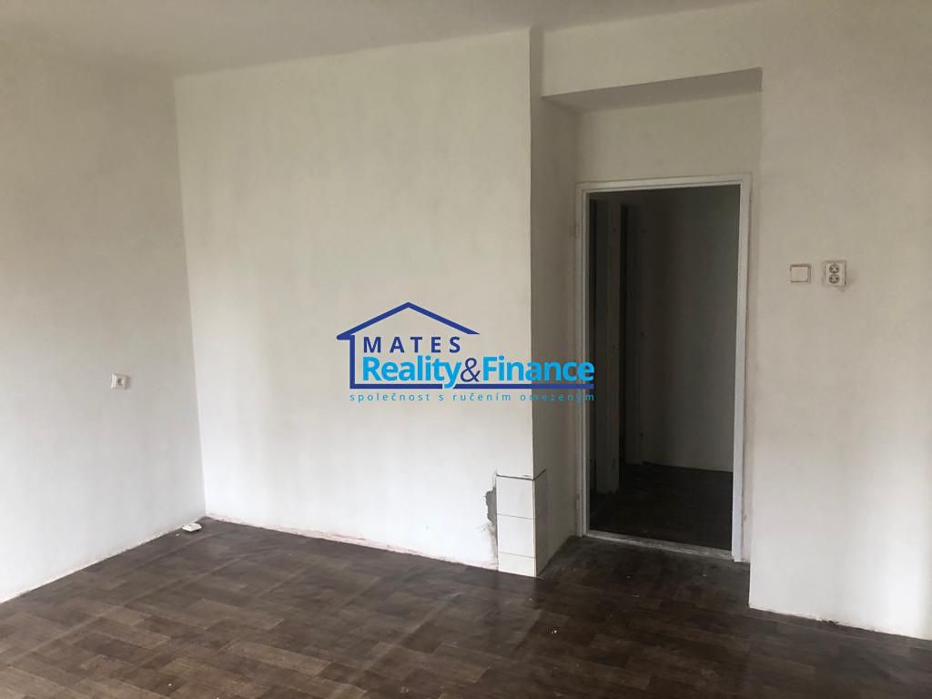 Pronájem bytu 1+1 34 m² – fotografie 3