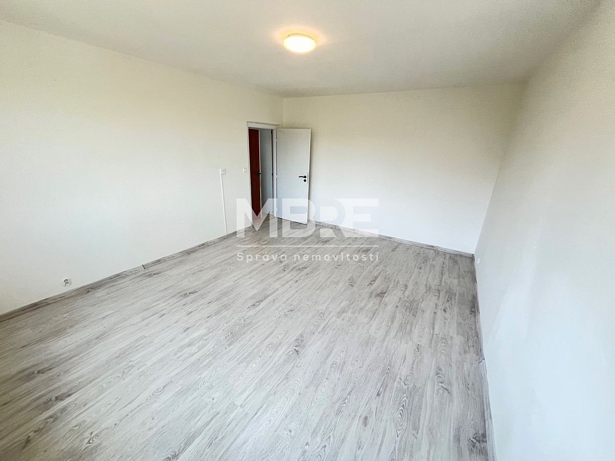 Pronájem bytu 1+1 39 m² – fotografie 5