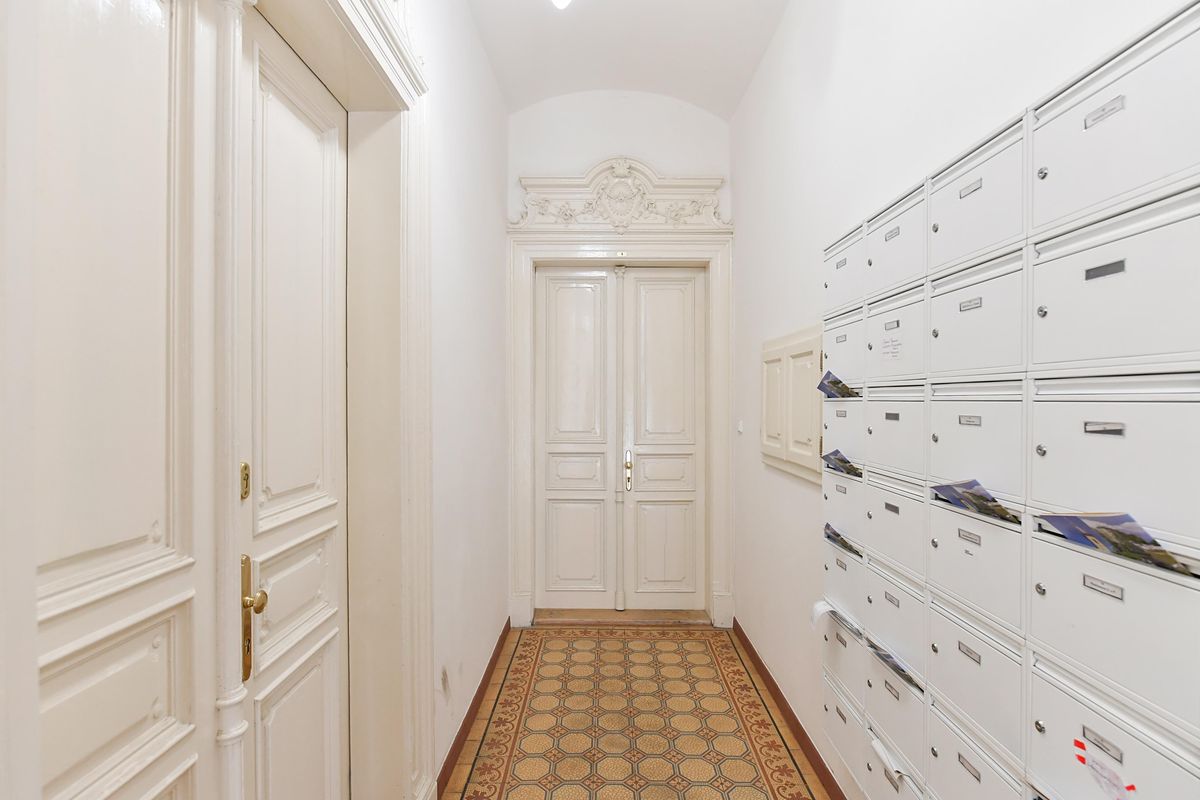 Pronájem bytu 2+kk 41 m² – fotografie 2