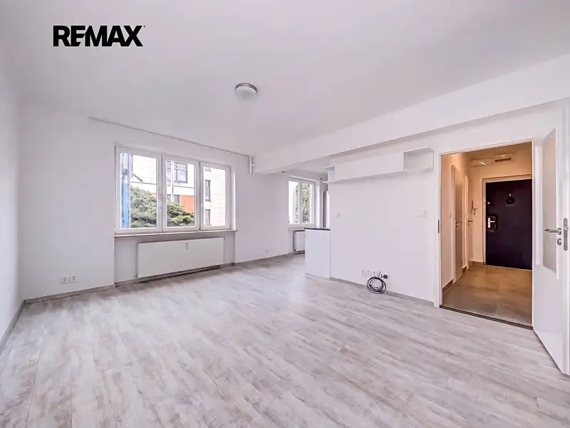 Pronájem bytu 2+kk 53 m², Praha – náhled fotky 2