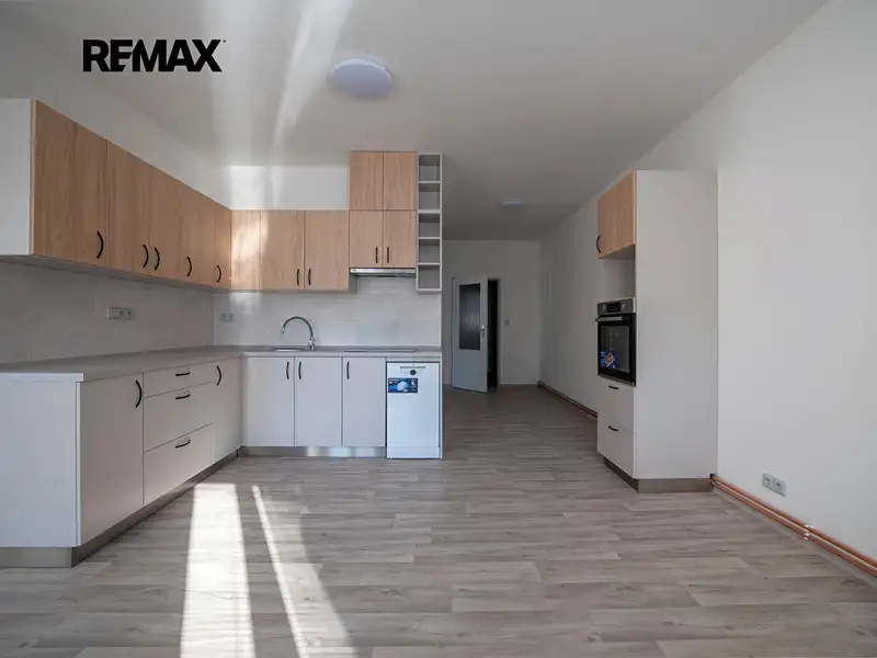 Pronájem bytu 3+kk 83 m², Nová Paka – náhled fotky 2